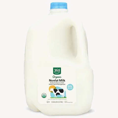 365 Organic Nonfat Grade A Milk, 1 gallon