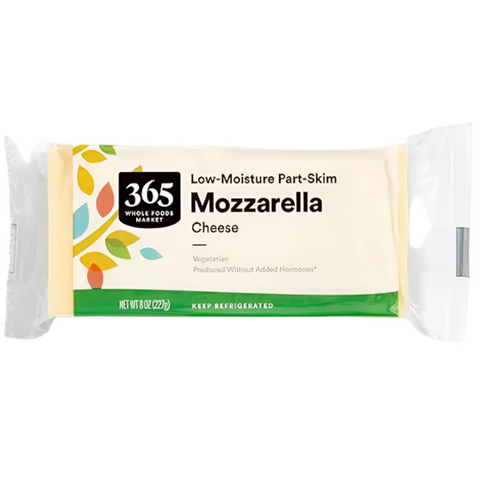 365 Mozzarella Cheese, 8 oz